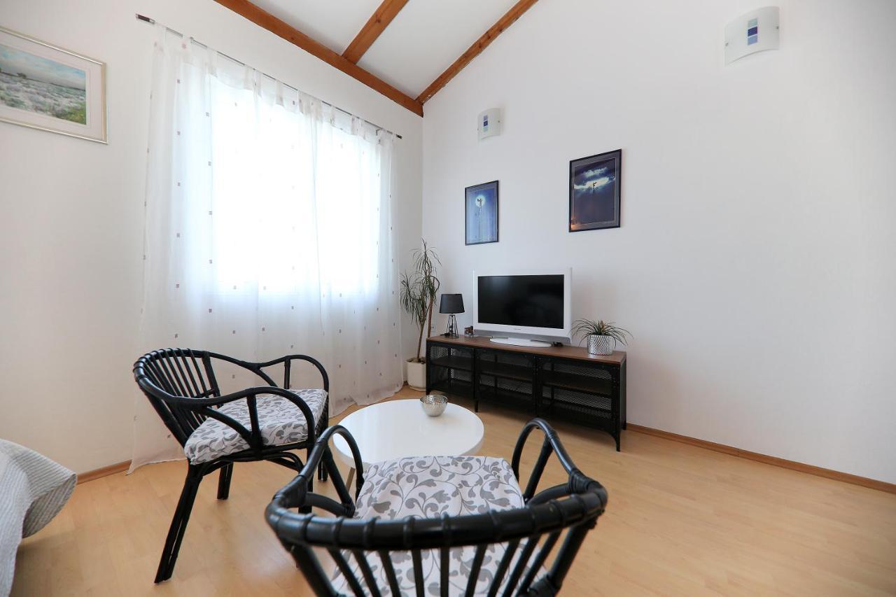 Puntamika Studio Zadar Extérieur photo