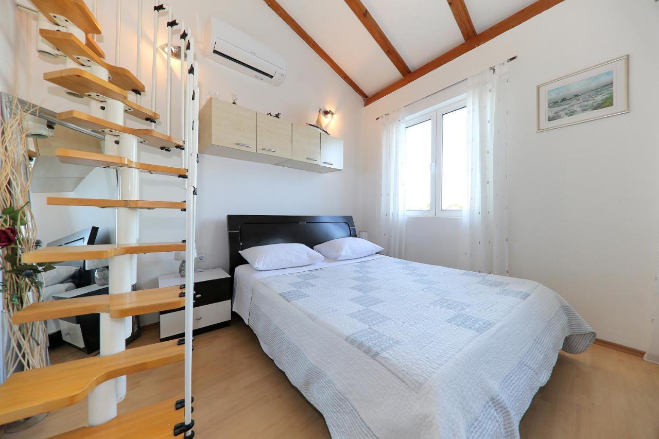 Puntamika Studio Zadar Extérieur photo