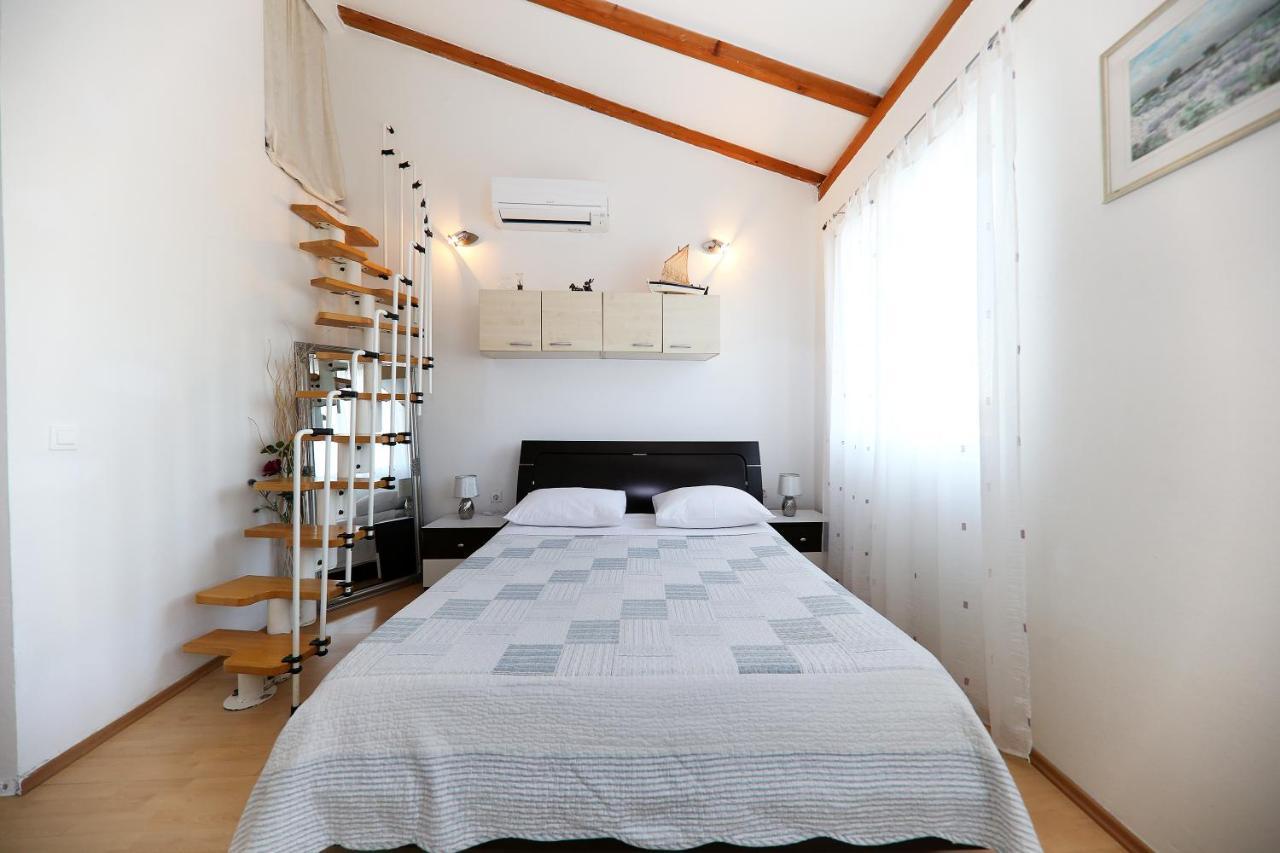 Puntamika Studio Zadar Extérieur photo